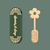 Lip Care Spatula | Gold Daisy