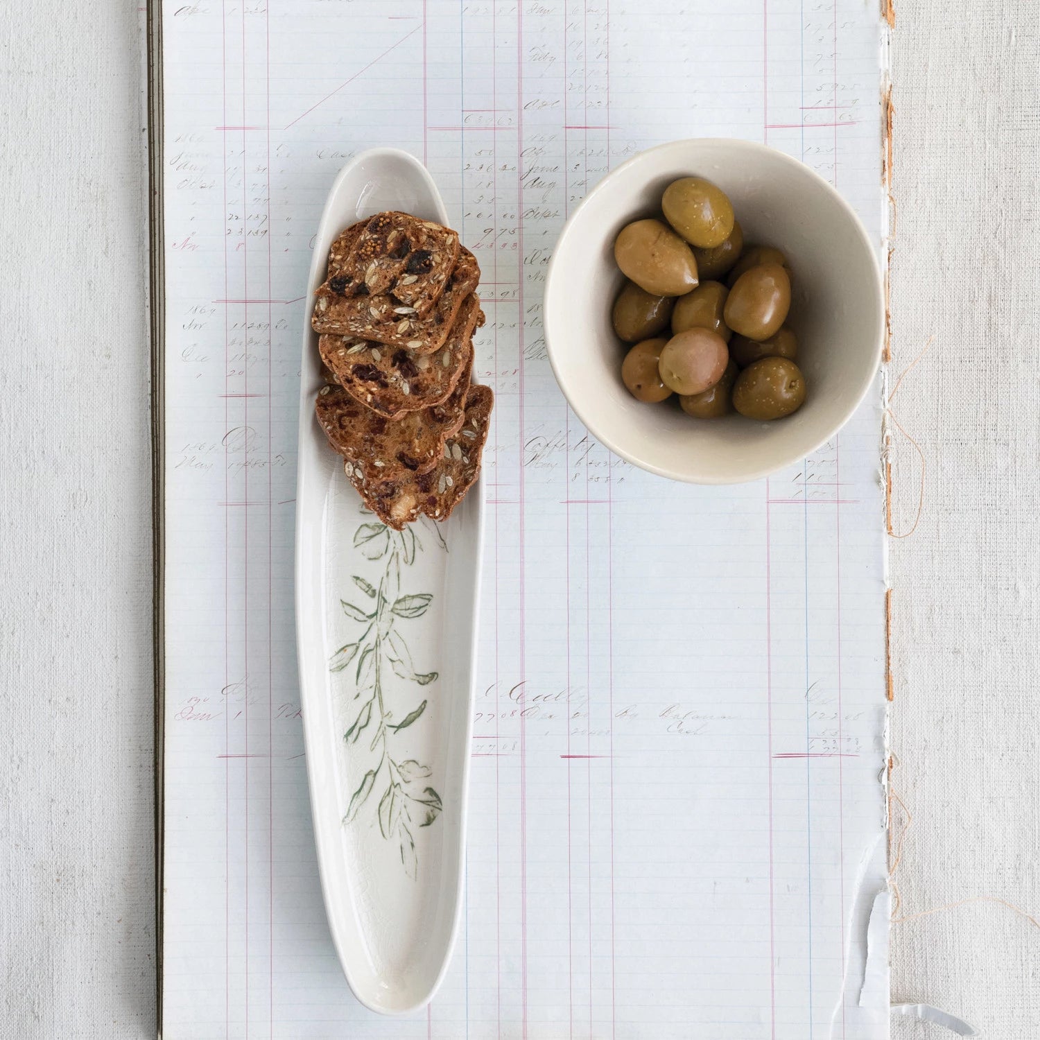 Oval Debossed Stoneware Tray w/ Botanical
